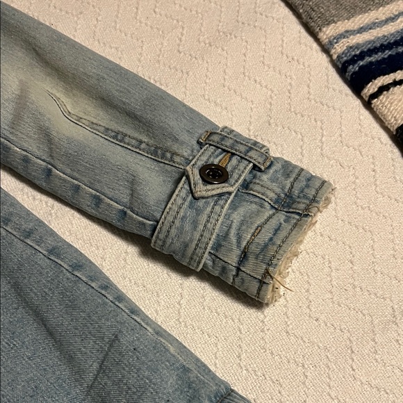 Free People - VINTAGE - Women's Denim Jacket with Faux Shearling Lining - Picture 10 of 14